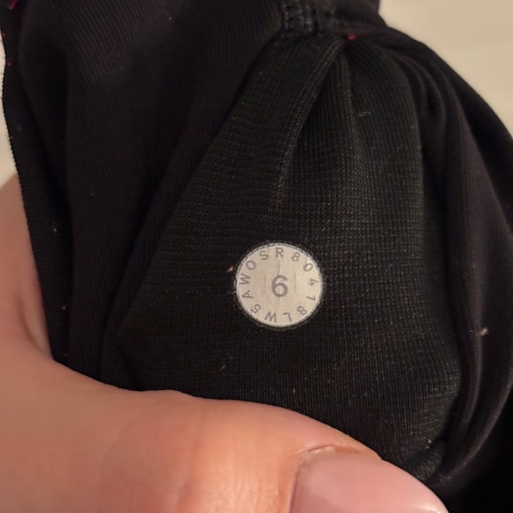 Lululemon Wunder Under Luxtreme Leggings Black 28" Size 6 - Picture 4 of 7